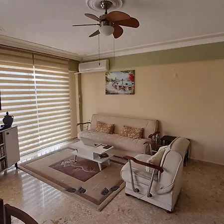 Spacious 3-Bed Apartment In Calis Beach Lejlighed Fethiye