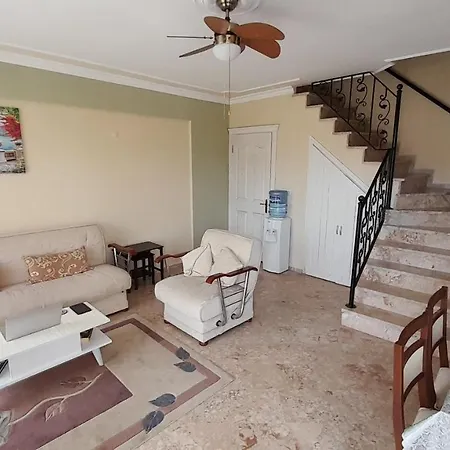 Spacious 3-Bed Apartment in Çaliş Beach Appartement Fethiye