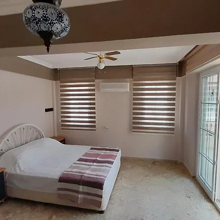 Lejlighed Spacious 3-Bed Apartment In Calis Beach Fethiye