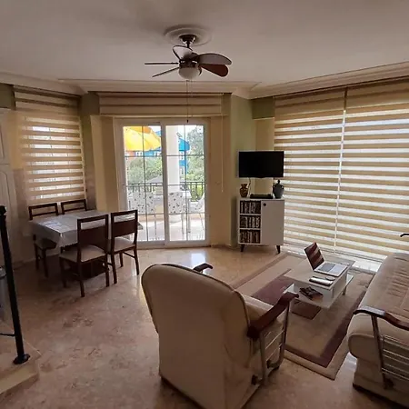 Spacious 3-Bed Apartment in Çaliş Beach Appartement *
